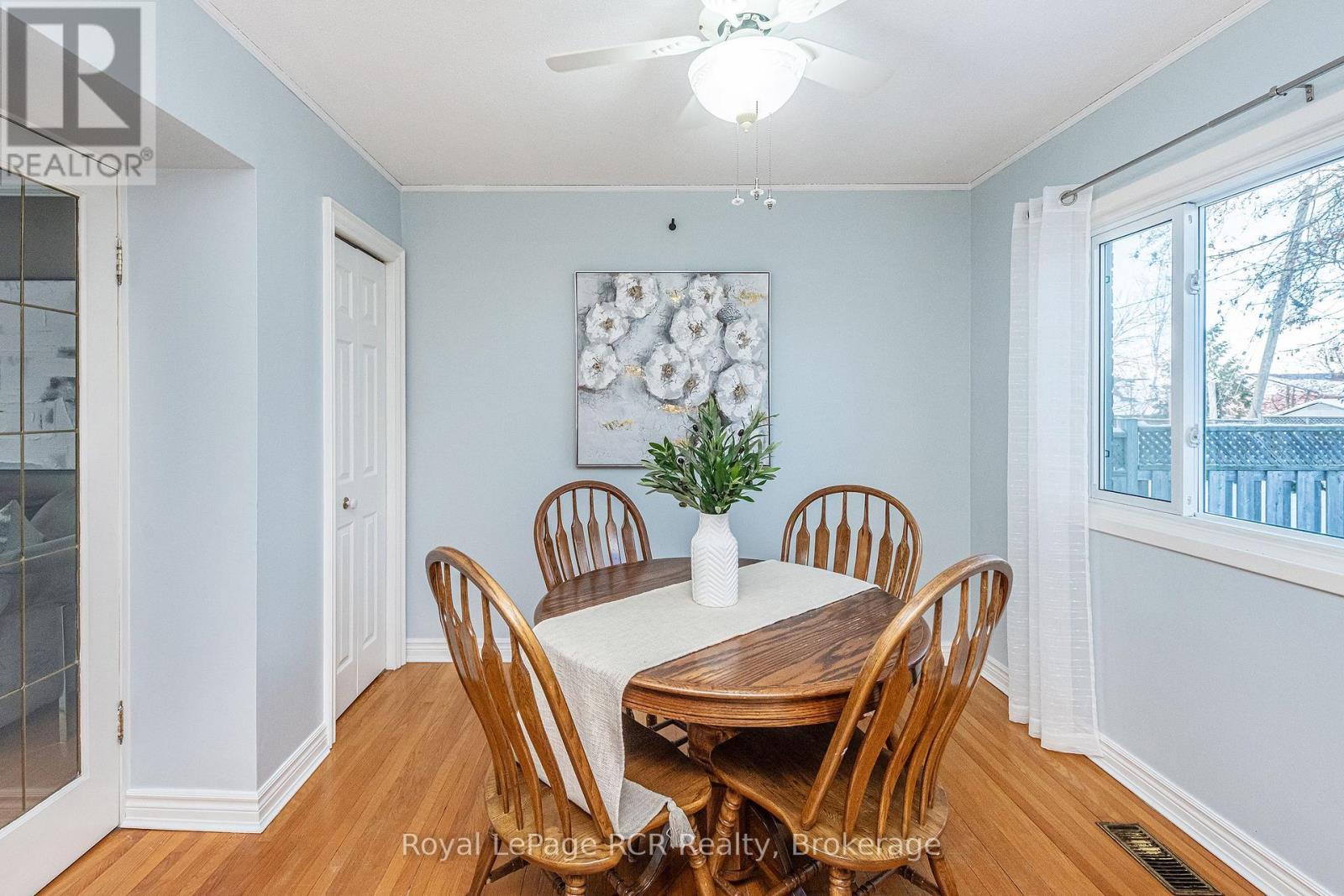 37 Centre Street, Orangeville, ON - Indoor Photo Showing Dining Room