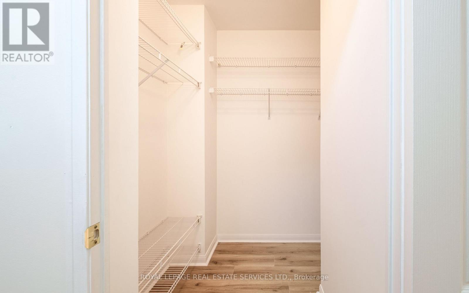 1306 - 28 Sommerset Way, Toronto, ON - Indoor