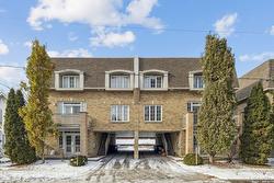 321 - A Rue Champlain Gatineau (Hull), QC J8X 3S3