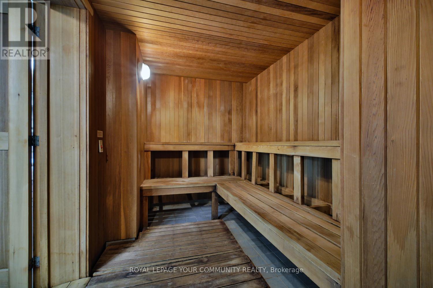 1127 - 25 Lower Simcoe Street, Toronto, ON - Indoor Photo Showing Other Room