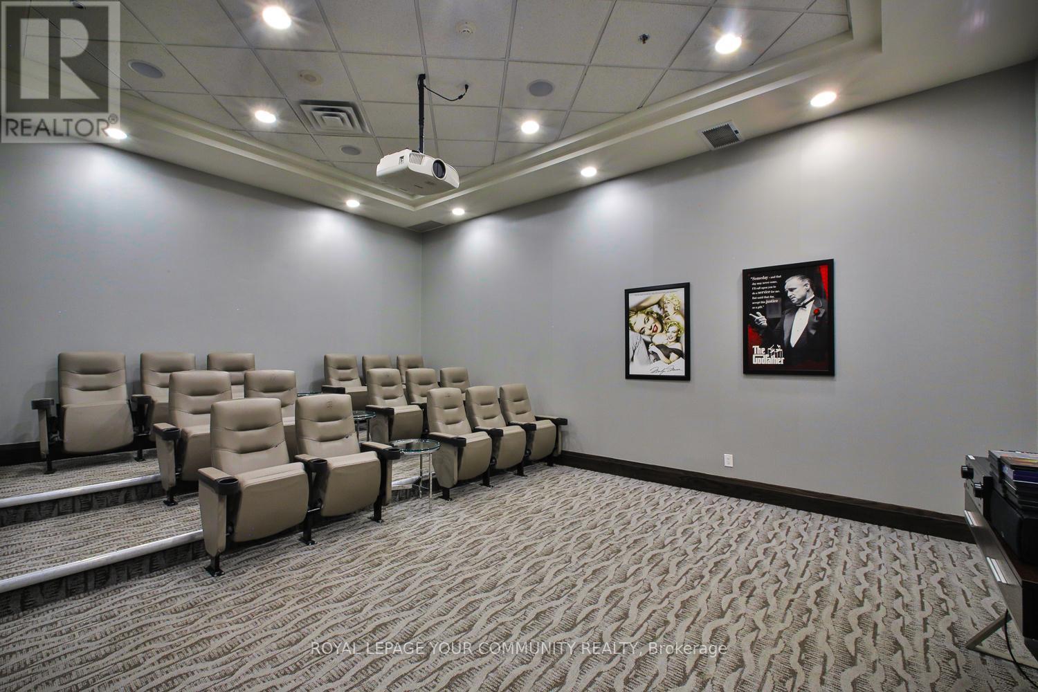 1127 - 25 Lower Simcoe Street, Toronto, ON - Indoor Photo Showing Other Room