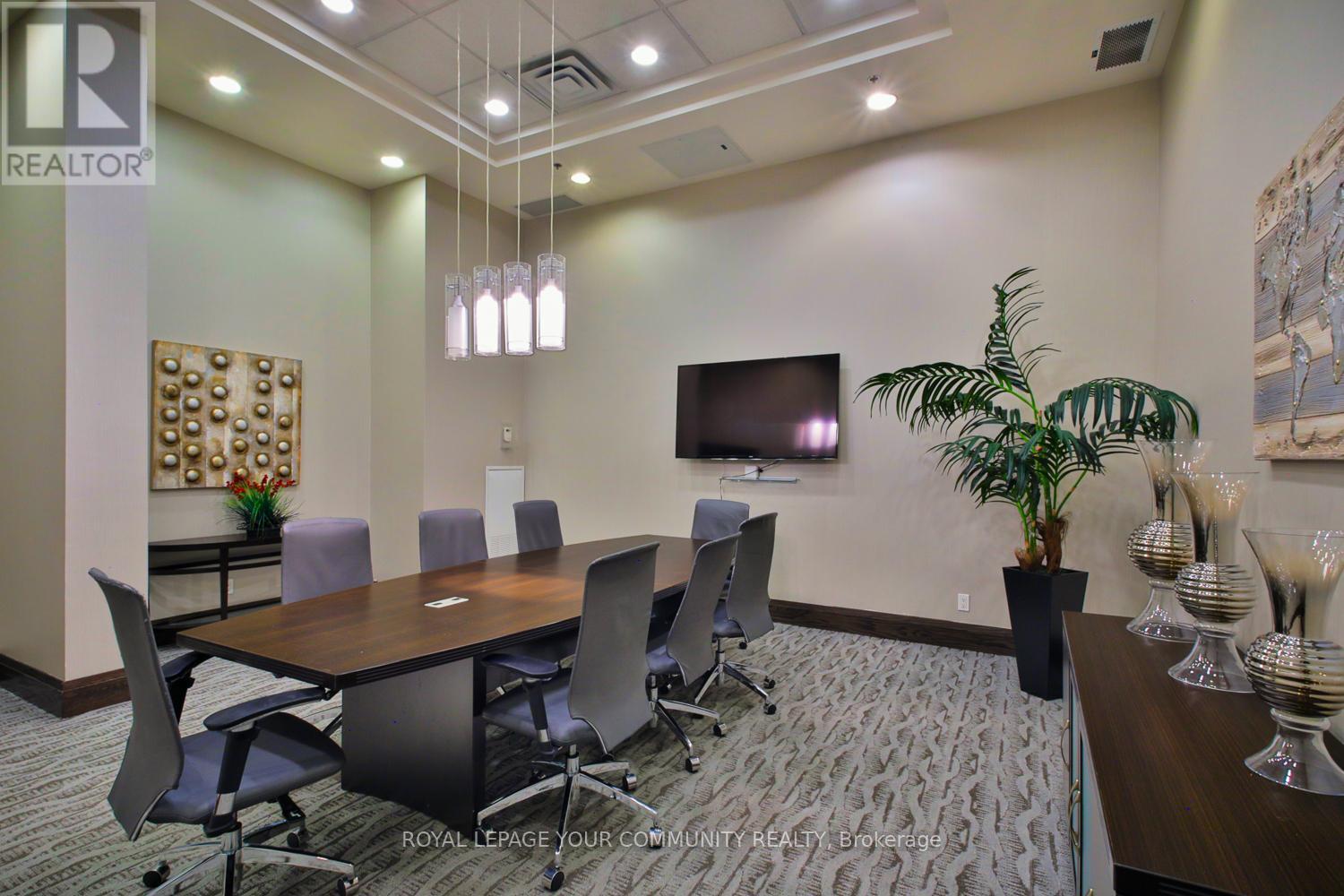 1127 - 25 Lower Simcoe Street, Toronto, ON - Indoor Photo Showing Office