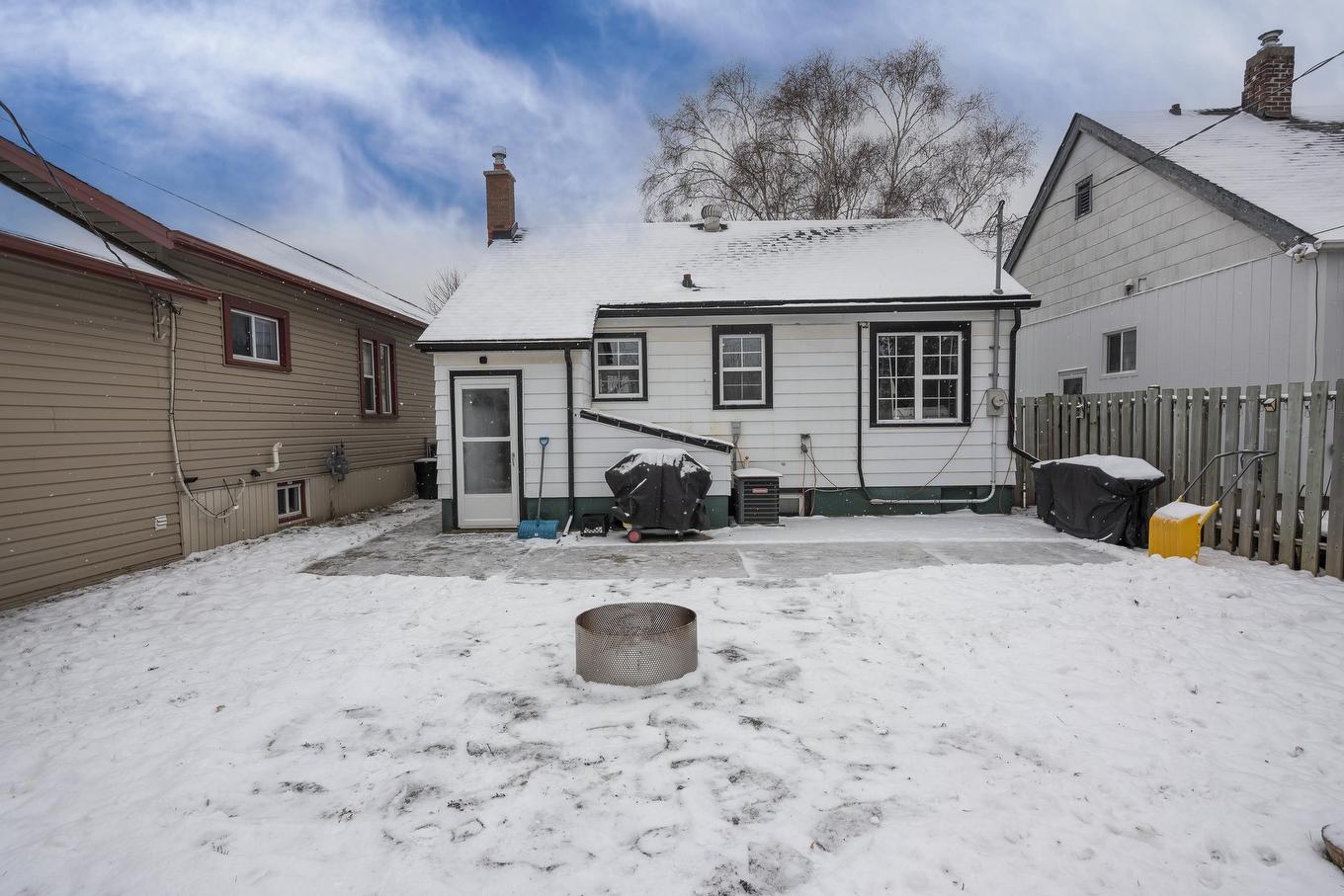 1539 Rankin Street, Thunder Bay, ON