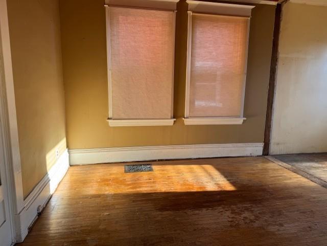 136 Dease Street, Thunder Bay, ON - Indoor Photo Showing Other Room