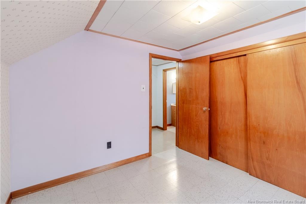 15 Floral Ave, Fredericton, NB