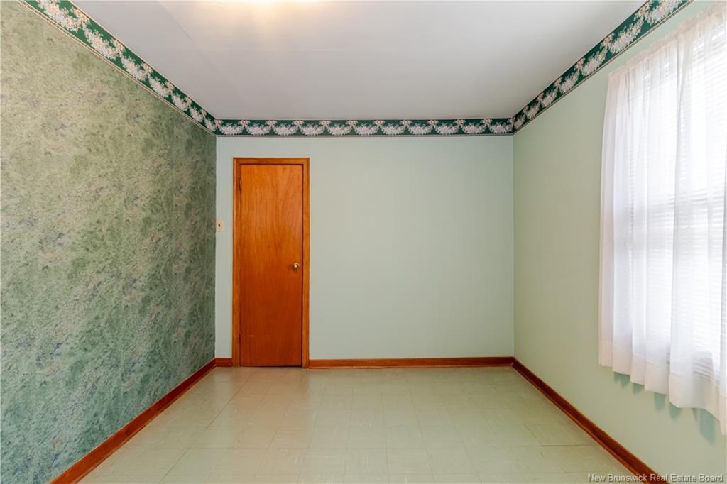 15 Floral Ave, Fredericton, NB