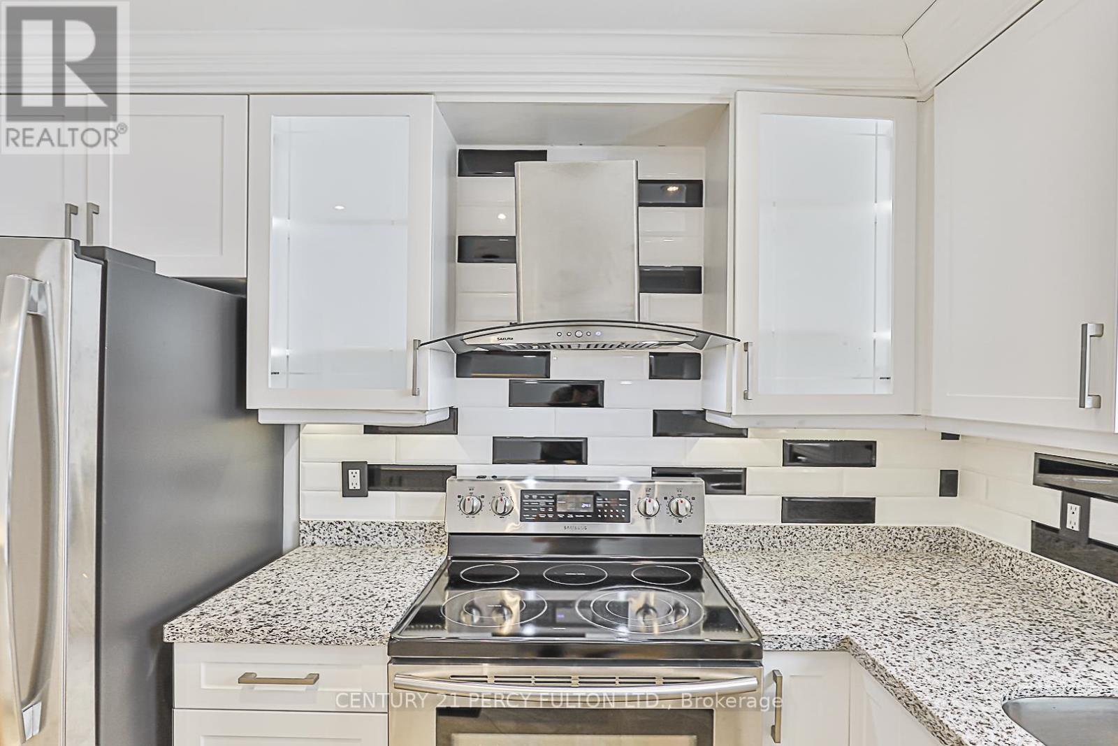 53 Miley Drive, Markham, ON - Indoor Photo Showing Kitchen
