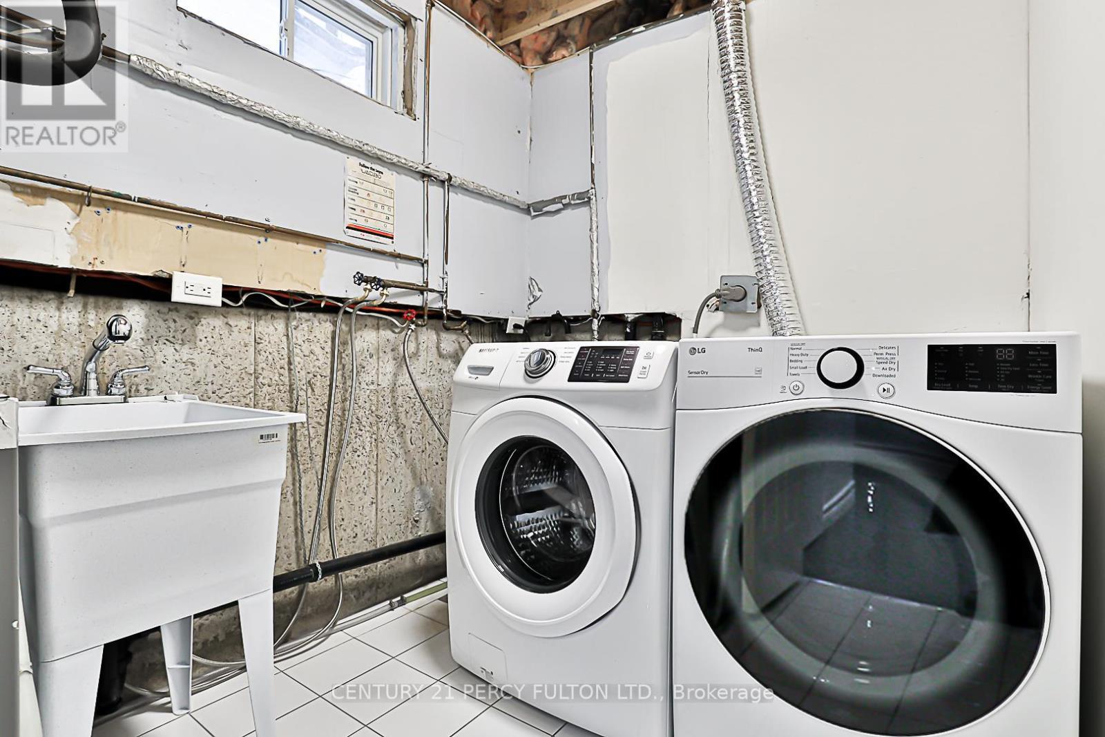 53 Miley Drive, Markham, ON - Indoor Photo Showing Laundry Room