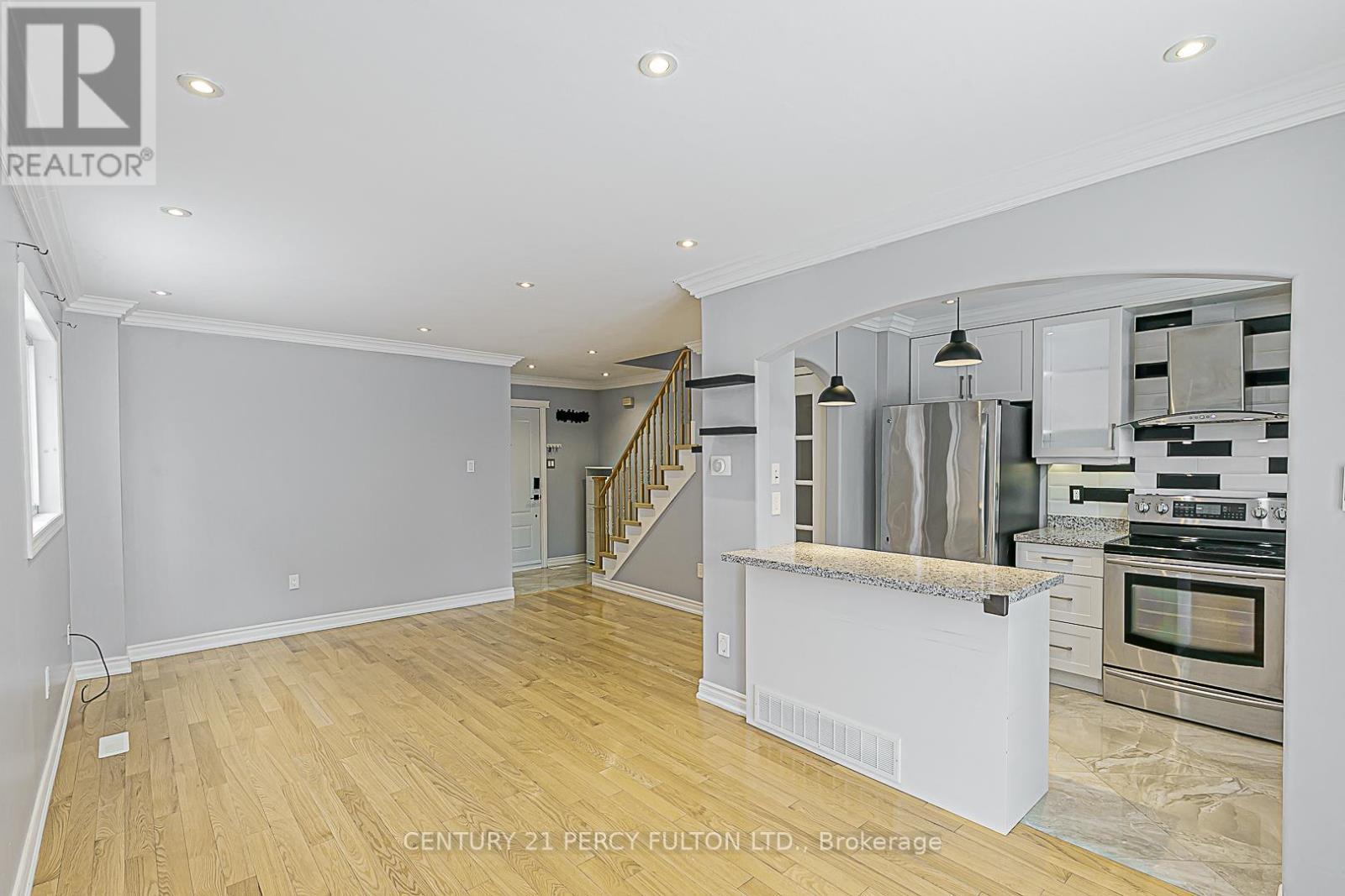 53 Miley Drive, Markham, ON - Indoor Photo Showing Kitchen