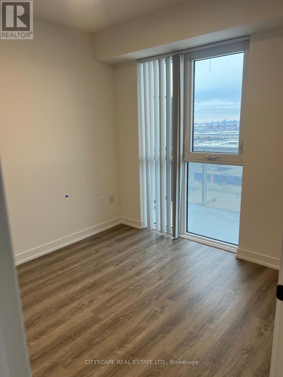 195 Commerce Street, Vaughan, ON - Indoor Photo Showing Other Room