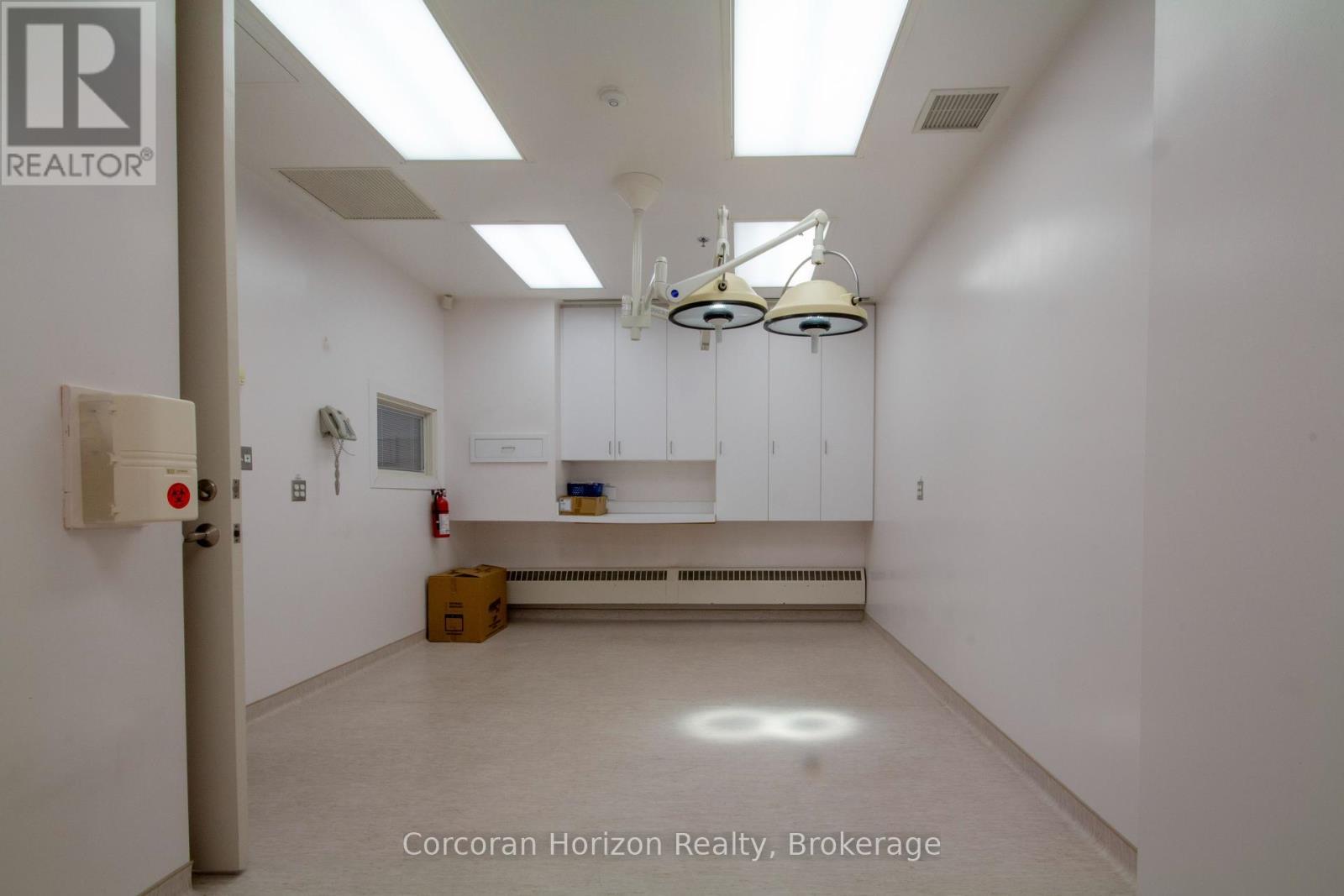 101 - 200 James Street S, Hamilton (Durand), ON