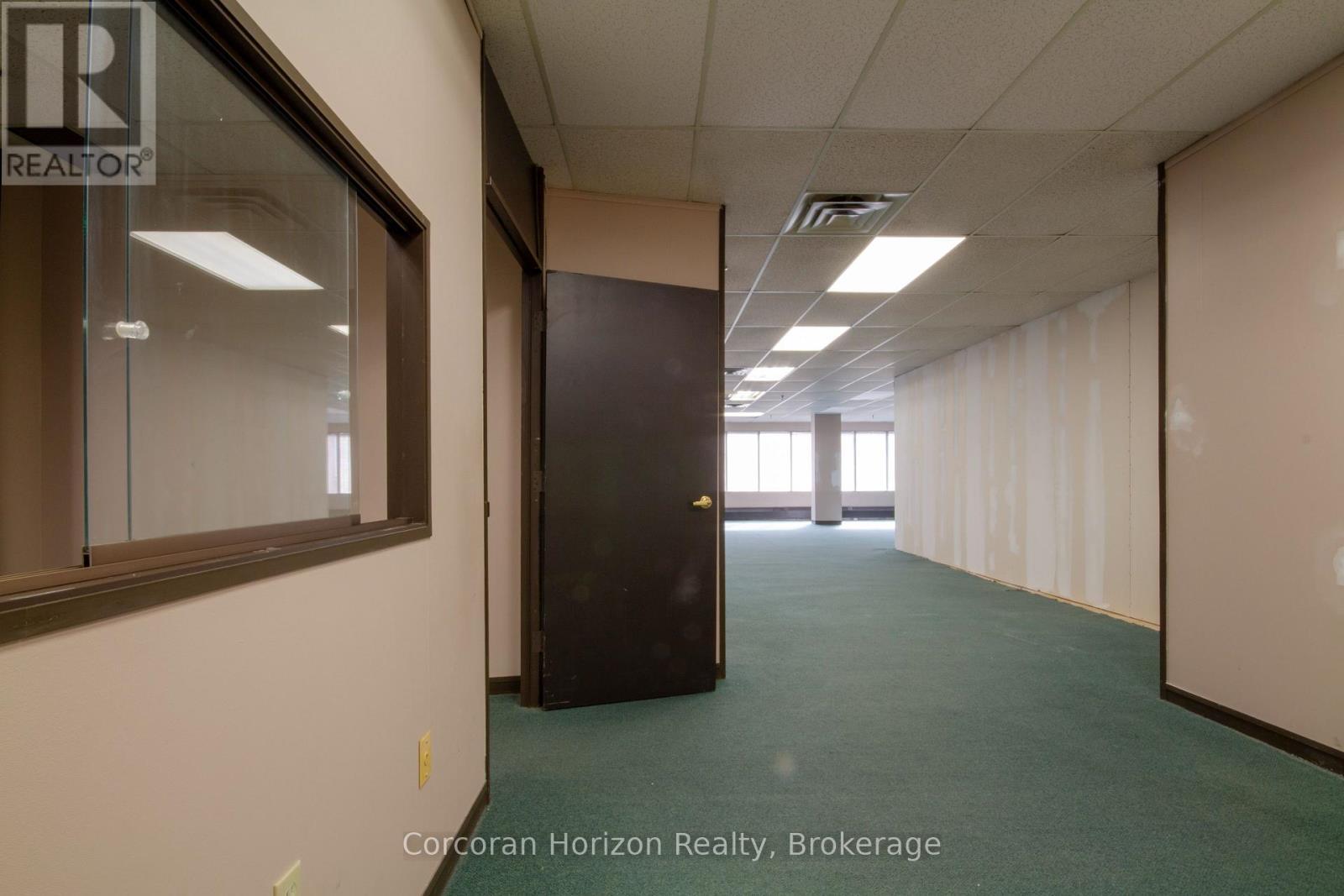 206 - 200 James Street S, Hamilton (Durand), ON