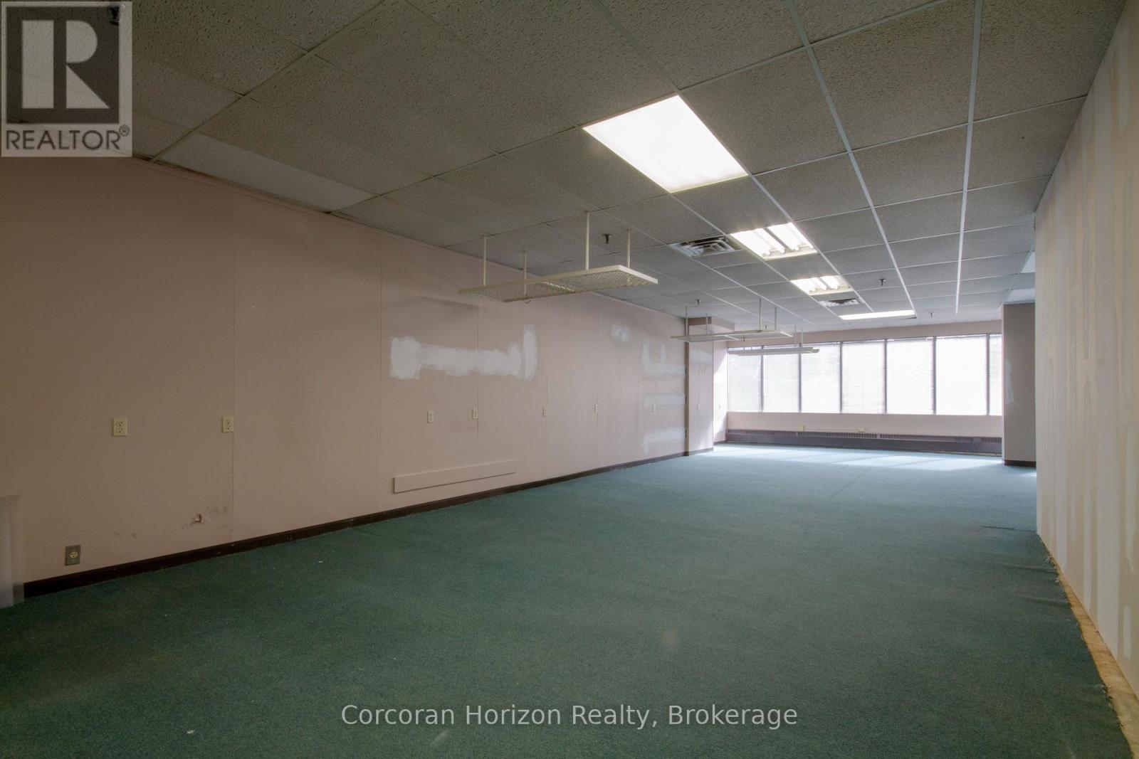 206 - 200 James Street S, Hamilton (Durand), ON