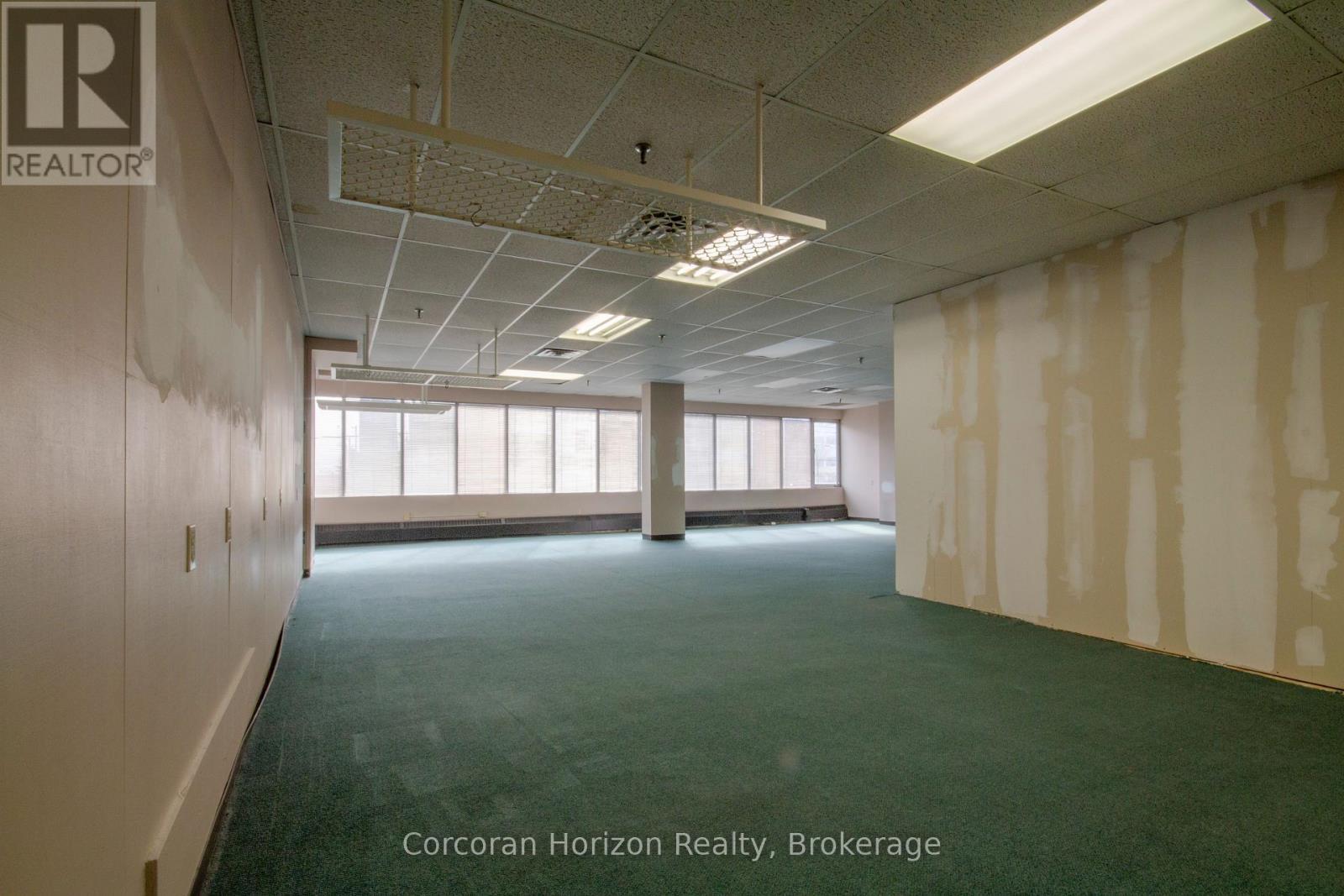 206 - 200 James Street S, Hamilton (Durand), ON