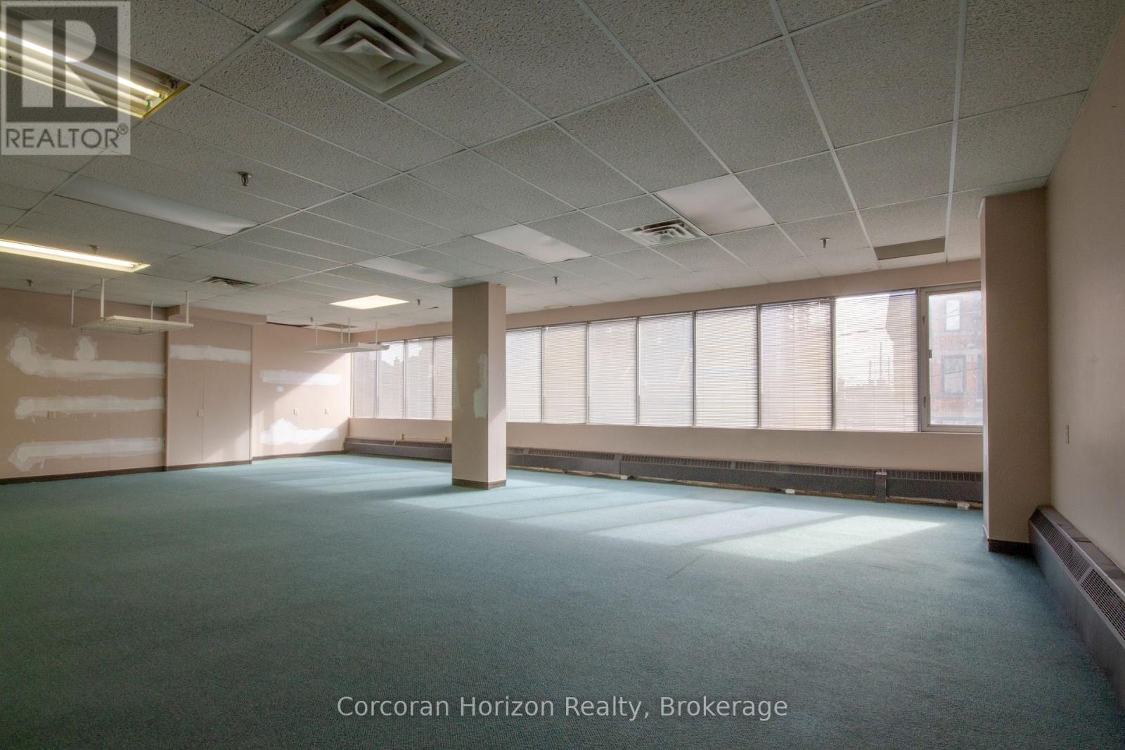 206 - 200 James Street S, Hamilton (Durand), ON