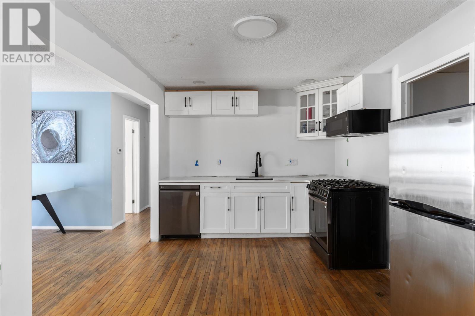 3 Hecla St, Bruce Mines, ON - Indoor Photo Showing Kitchen