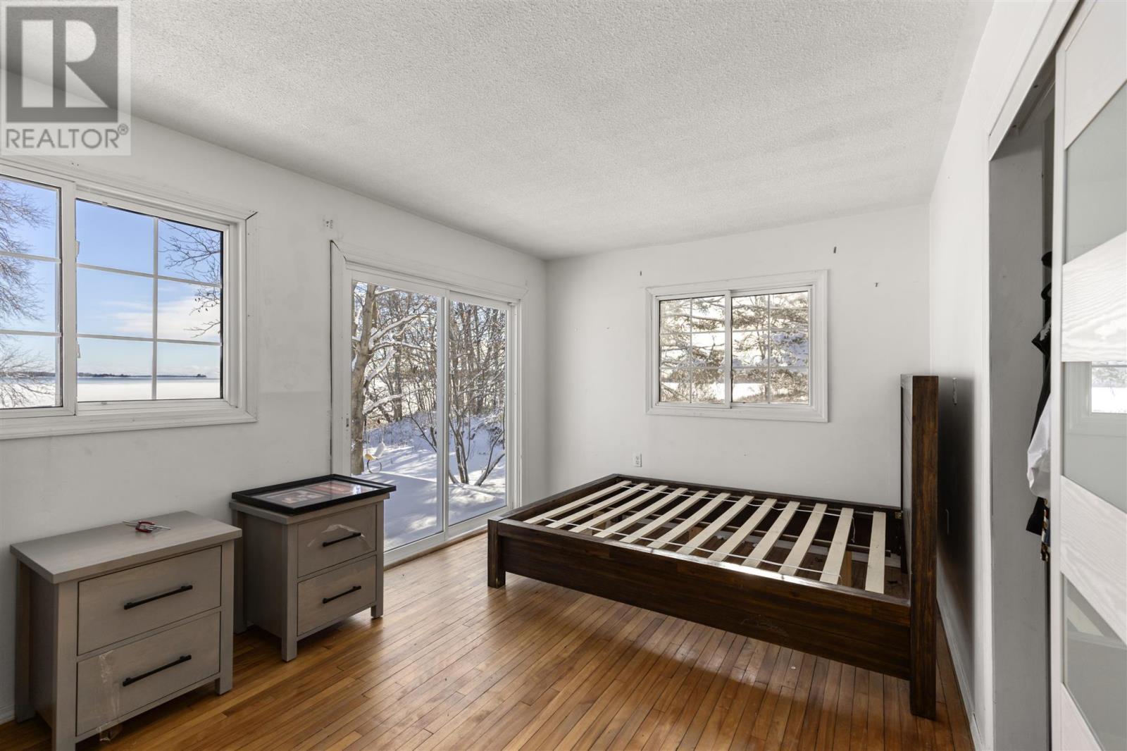 3 Hecla St, Bruce Mines, ON - Indoor