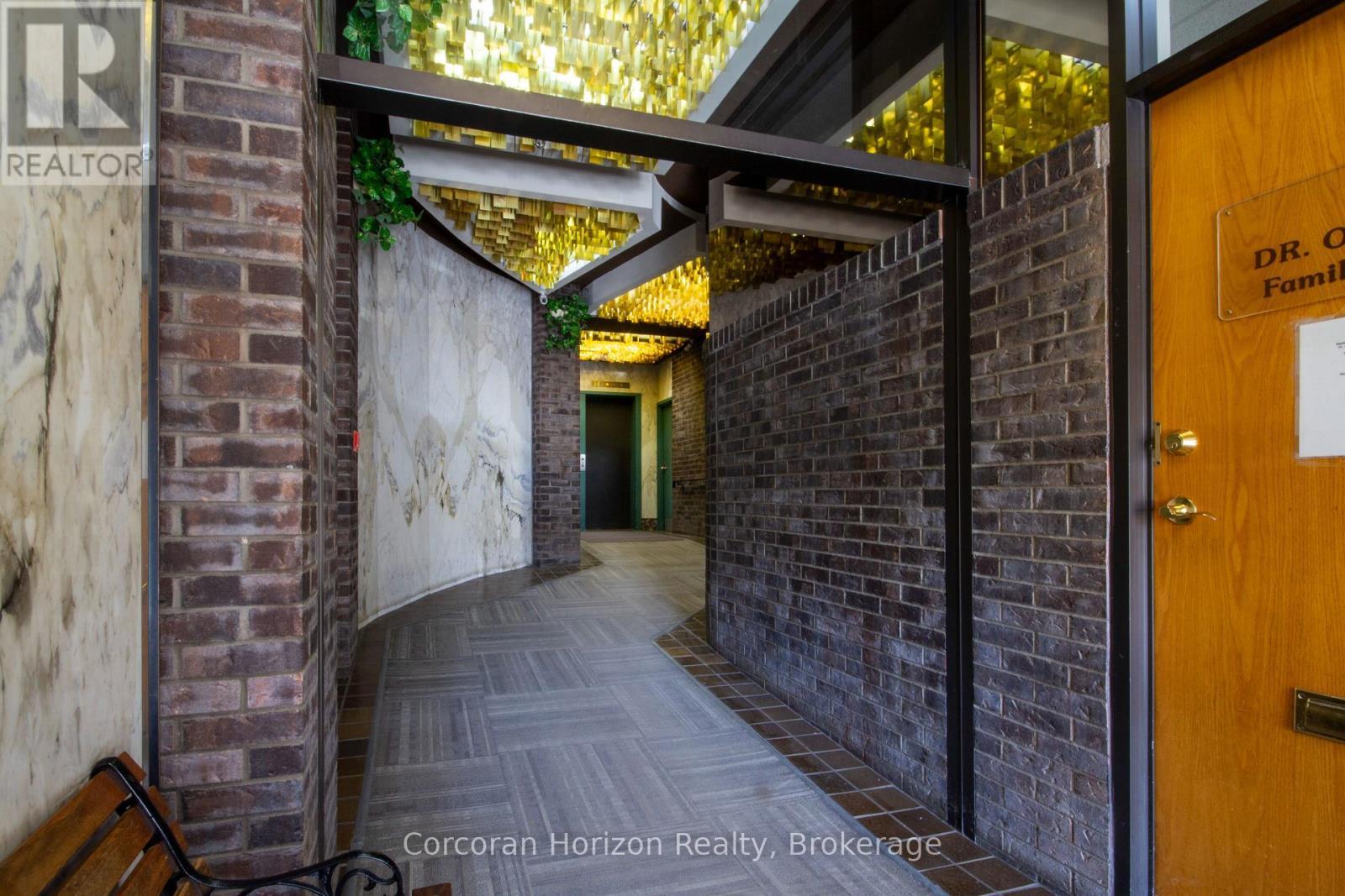 301A - 200 James Street S, Hamilton (Durand), ON