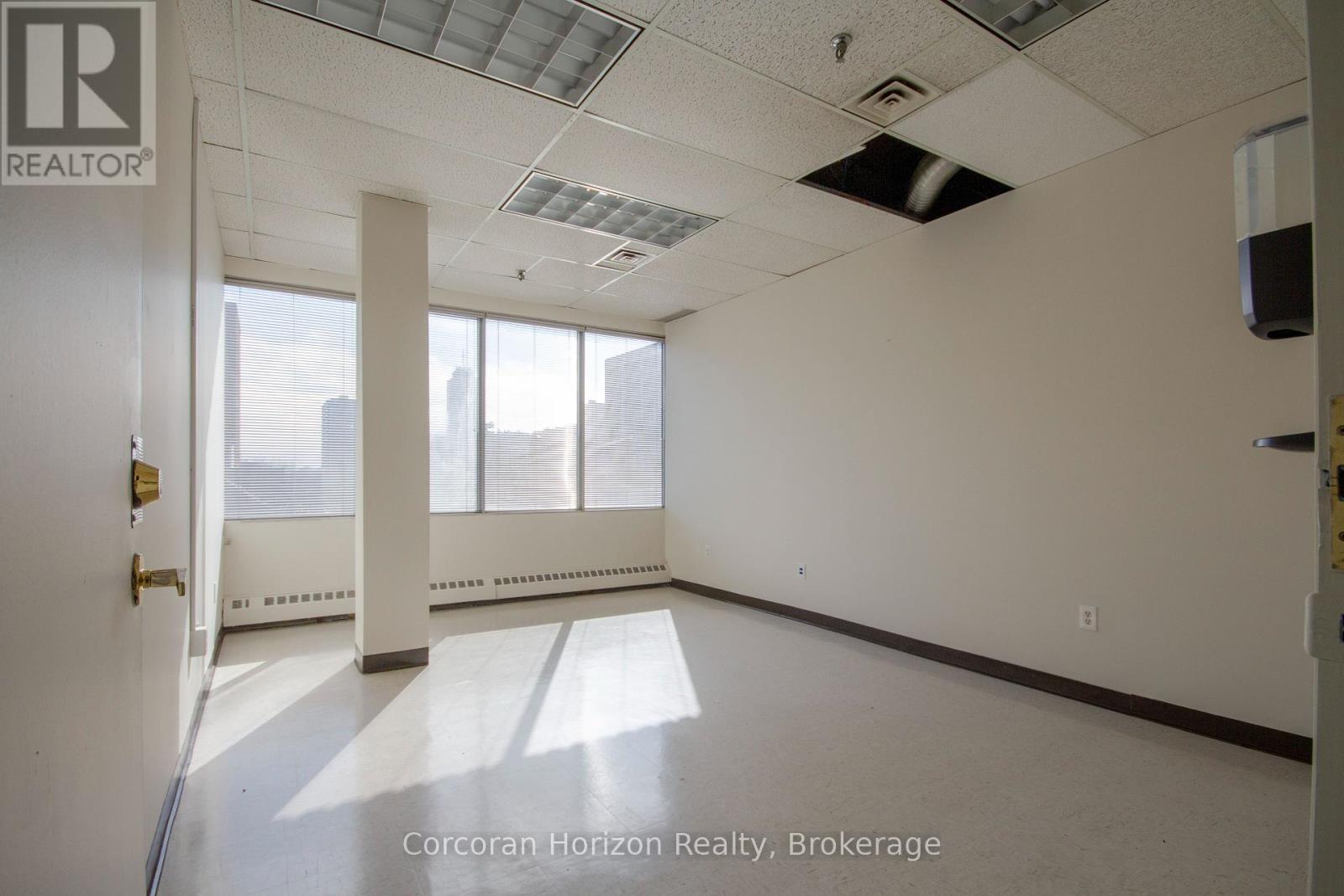 301A - 200 James Street S, Hamilton (Durand), ON