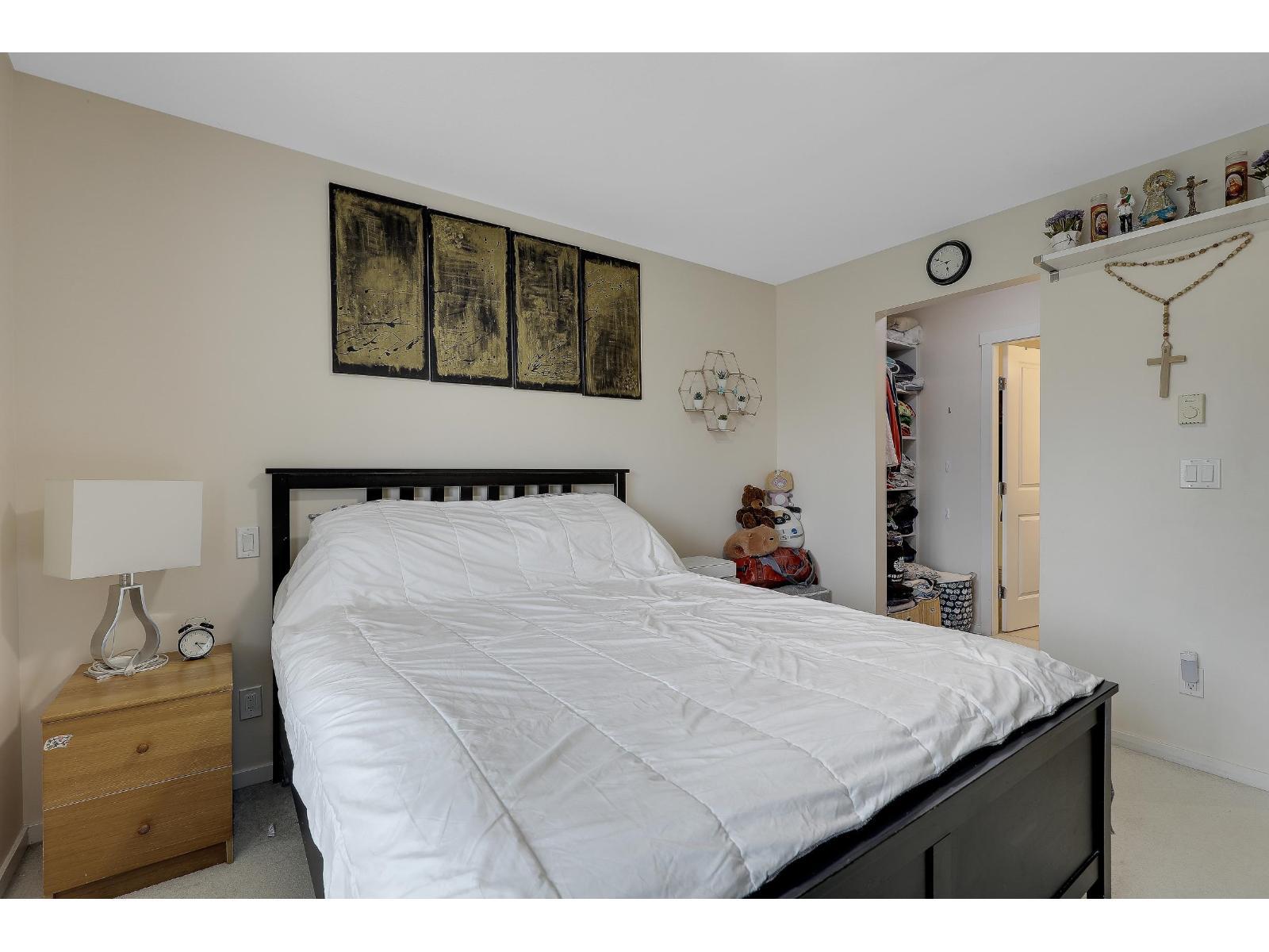 68 14838 61 Avenue, Surrey, BC - Indoor Photo Showing Bedroom