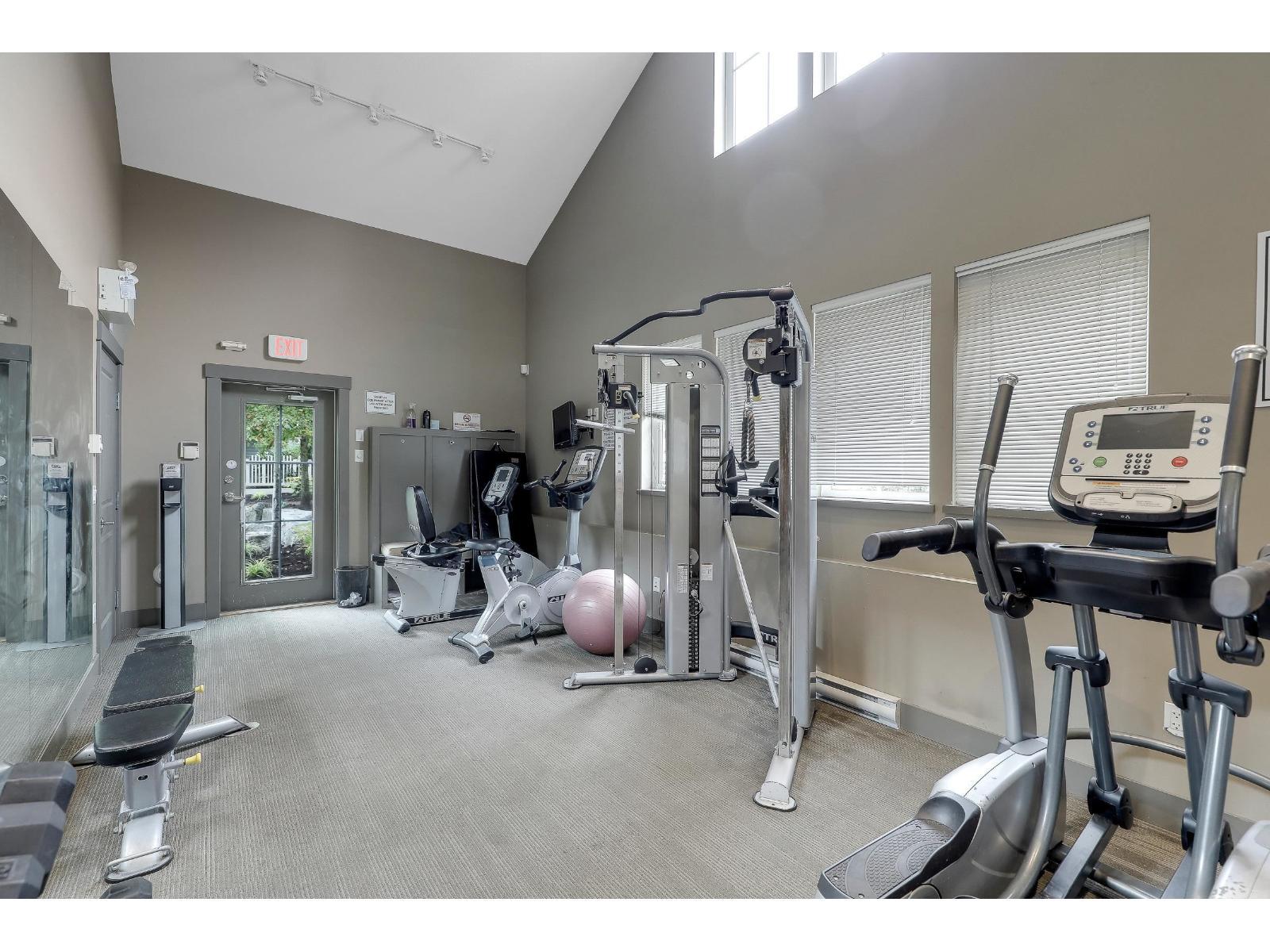 68 14838 61 Avenue, Surrey, BC - Indoor Photo Showing Gym Room