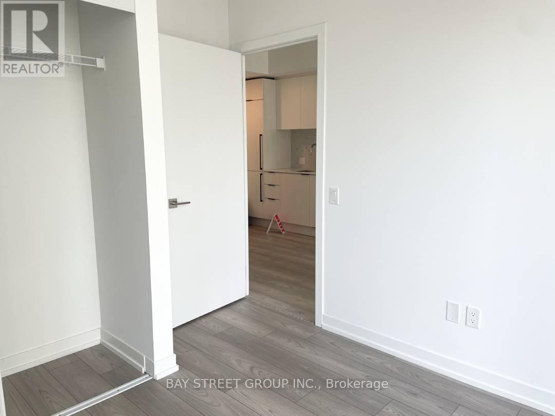 2005 - 82 Dalhousie Street, Toronto, ON -