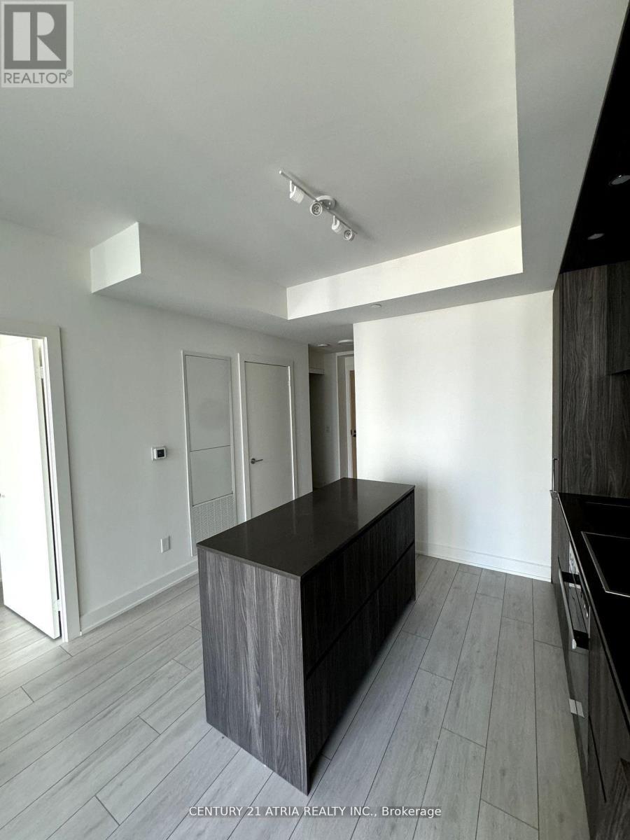2305 - 15 Mercer Street, Toronto, ON - Indoor Photo Showing Kitchen