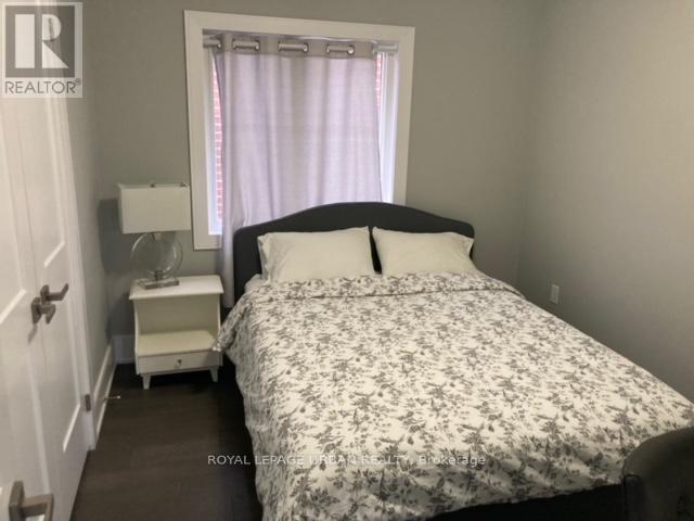 28 Sharpe Street, Toronto, ON - Indoor Photo Showing Bedroom