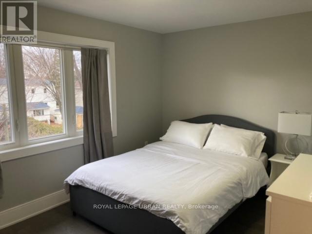 28 Sharpe Street, Toronto, ON - Indoor Photo Showing Bedroom