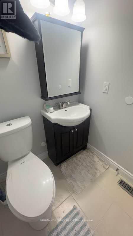 169 Weldrick Road W, Richmond Hill, ON - Indoor Photo Showing Bathroom