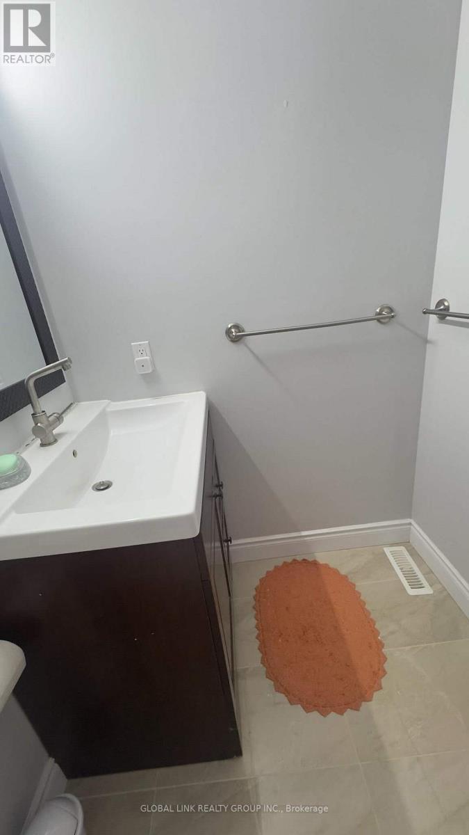 169 Weldrick Road W, Richmond Hill, ON - Indoor Photo Showing Bathroom