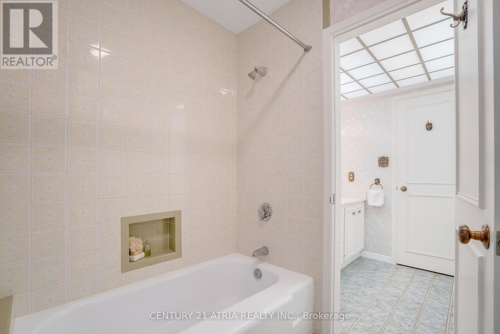 56 Cachet Parkway, Markham, ON - Indoor Photo Showing Bathroom