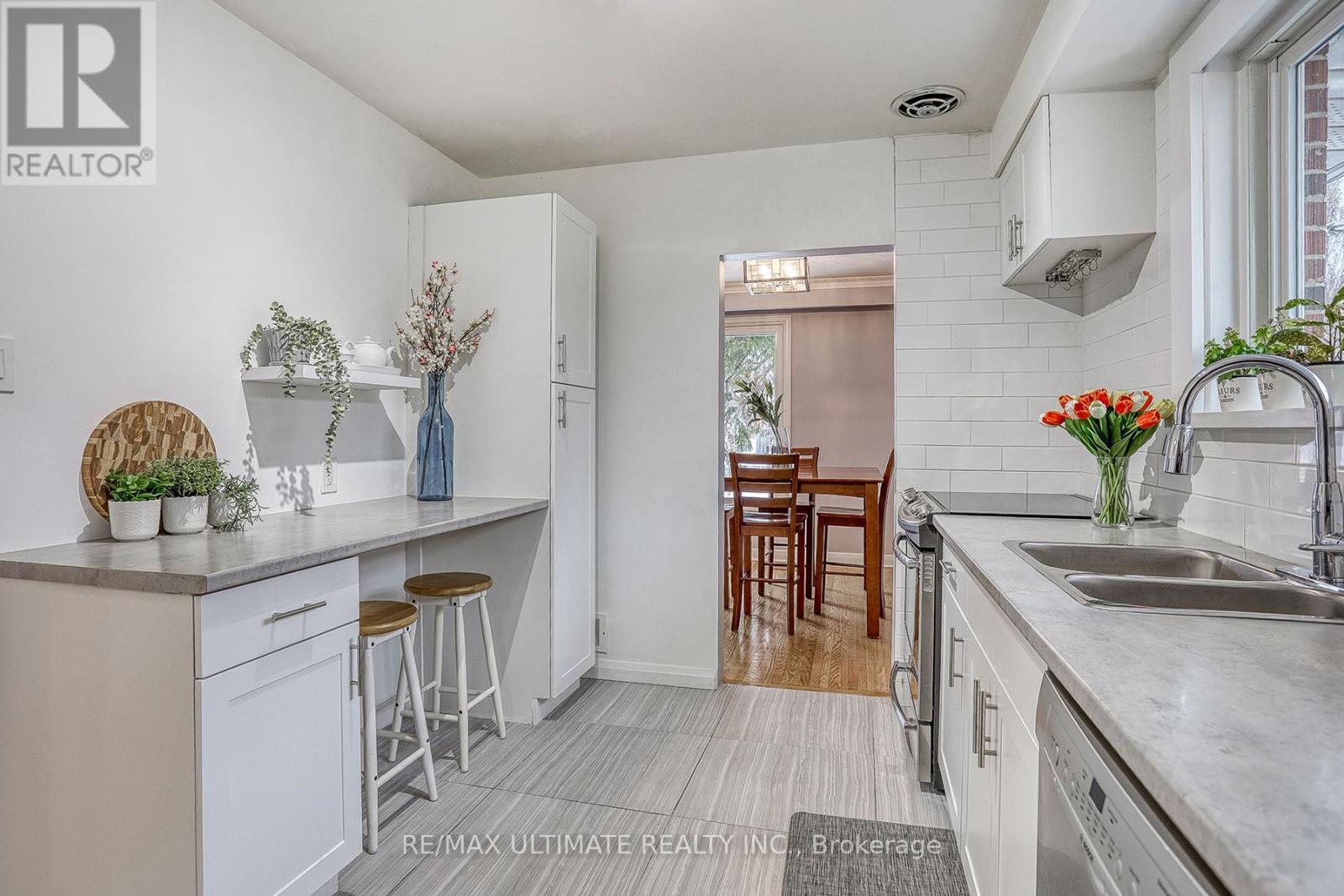 7 Chopin Avenue, Toronto, ON - Indoor Photo Showing Kitchen With Double Sink