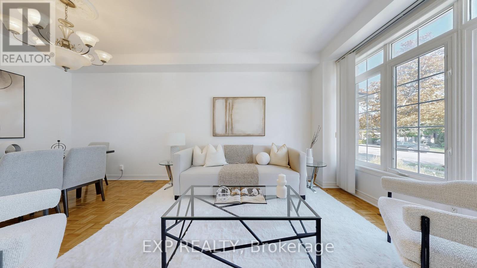 19 La Rocca Avenue, Vaughan, ON - Indoor