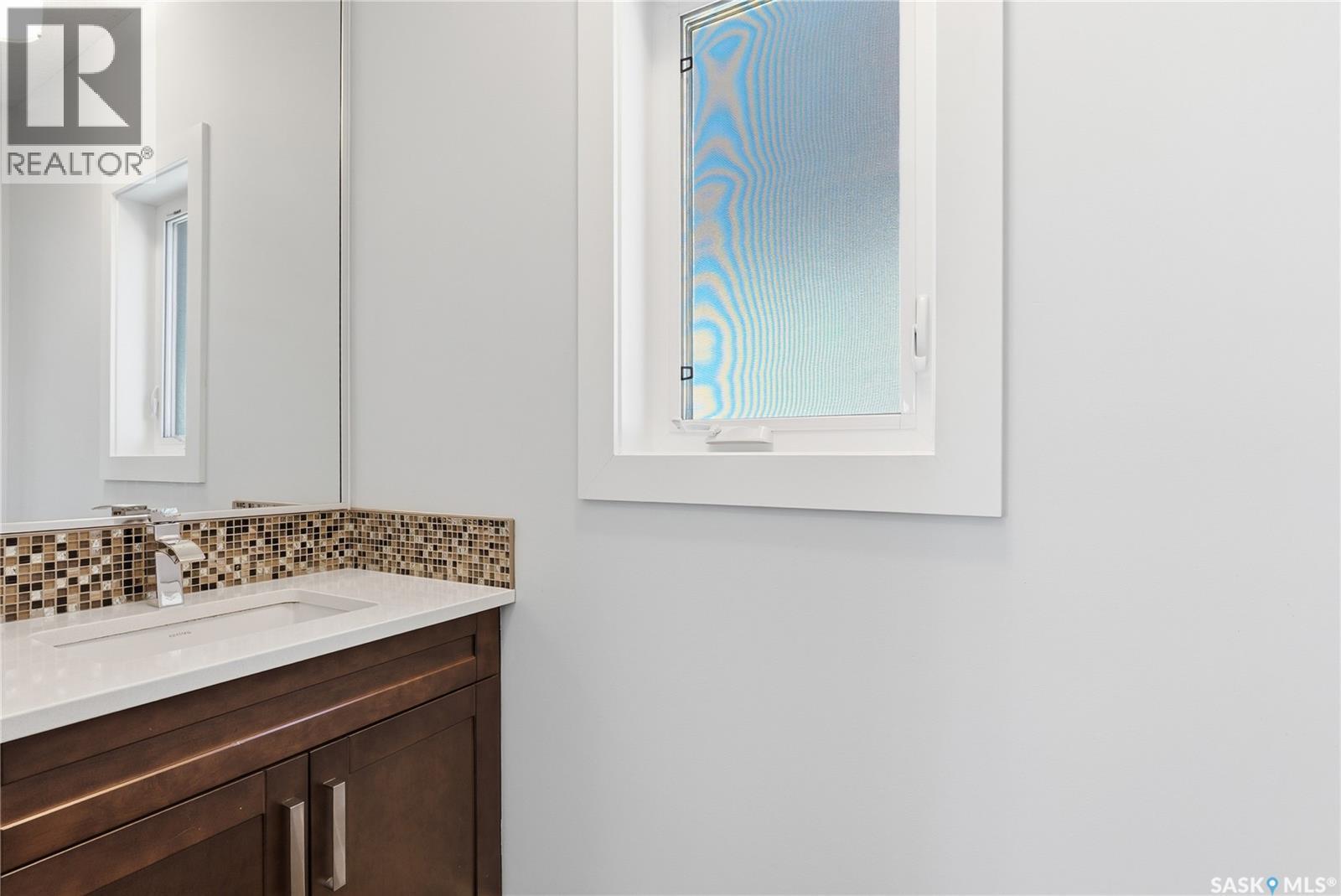 567 Kloppenburg Crescent, Saskatoon, SK - Indoor Photo Showing Bathroom