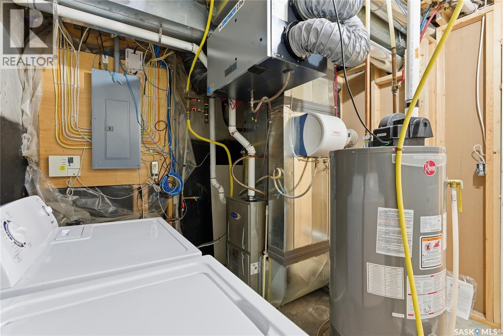 567 Kloppenburg Crescent, Saskatoon, SK - Indoor Photo Showing Basement