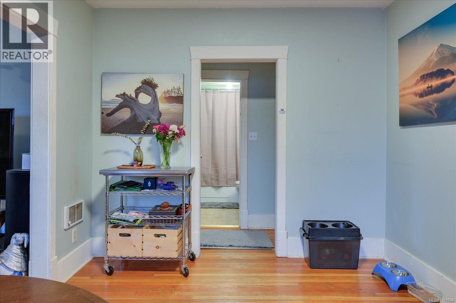 1986 Estevan Rd, Nanaimo, BC - Indoor Photo Showing Other Room