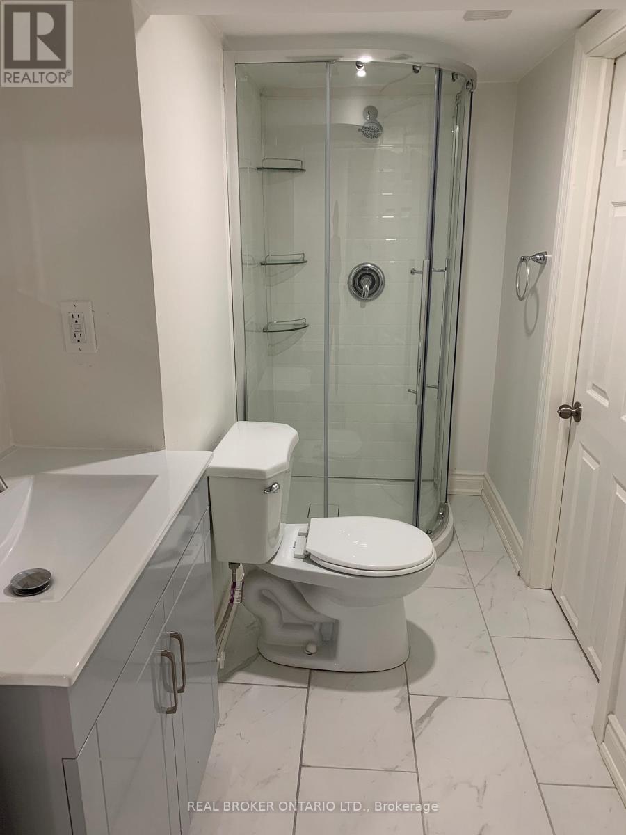 Bsmt - 12 Villa Road, Toronto, ON - Indoor Photo Showing Bathroom