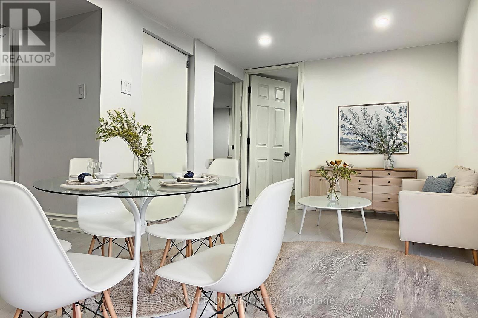 Bsmt - 12 Villa Road, Toronto, ON - Indoor Photo Showing Dining Room