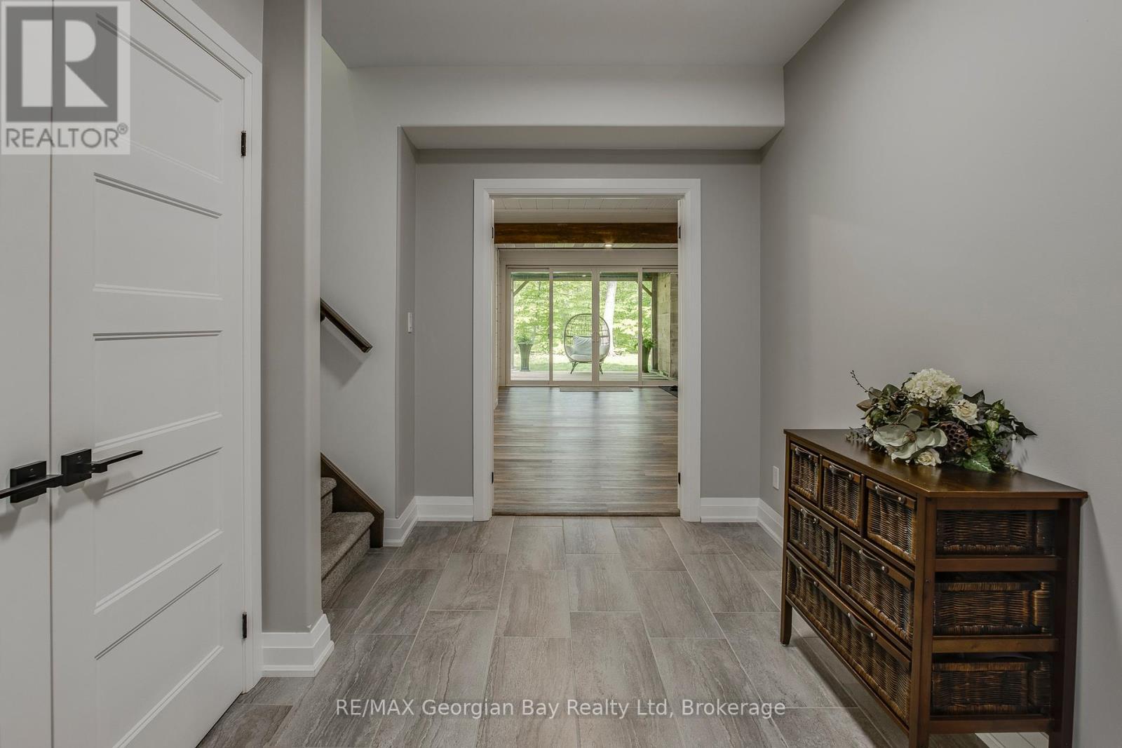 50 Windermere Circle, Tay, ON - Indoor Photo Showing Other Room