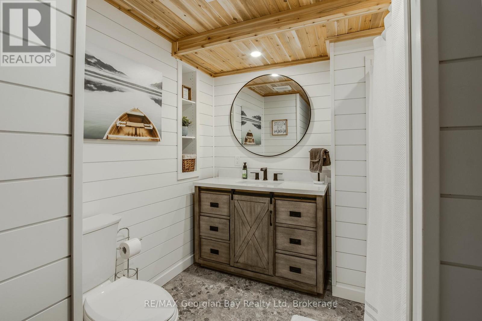 50 Windermere Circle, Tay, ON - Indoor Photo Showing Bathroom