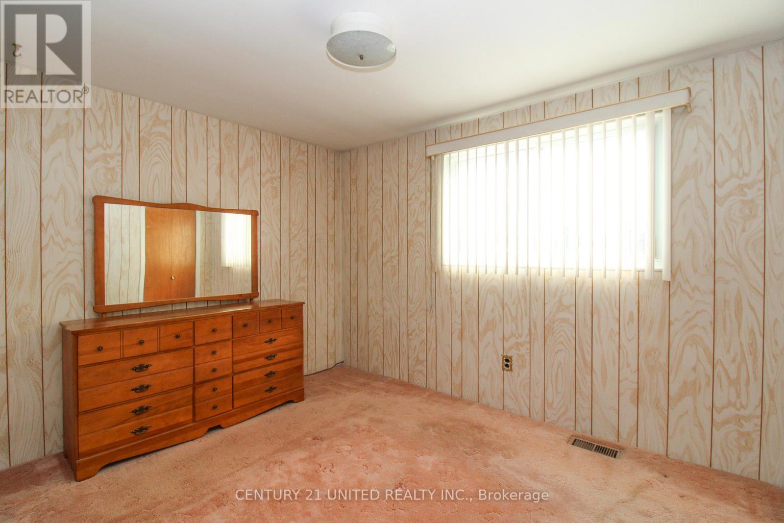 636 Cameron Street, Peterborough (Otonabee Ward 1), ON - Indoor Photo Showing Other Room