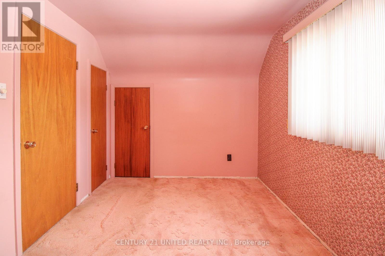 636 Cameron Street, Peterborough (Otonabee Ward 1), ON - Indoor Photo Showing Other Room