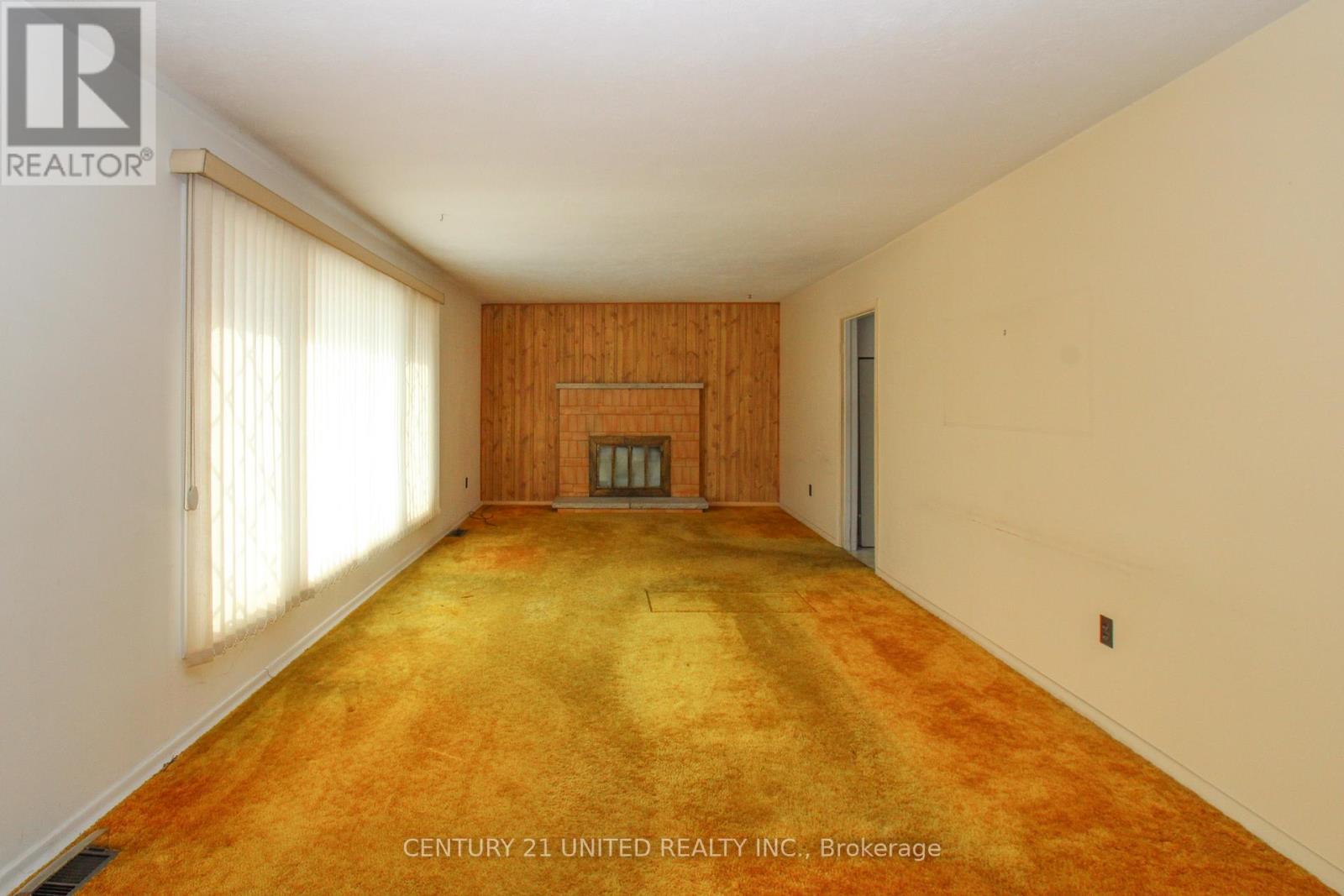 636 Cameron Street, Peterborough (Otonabee Ward 1), ON - Indoor Photo Showing Other Room