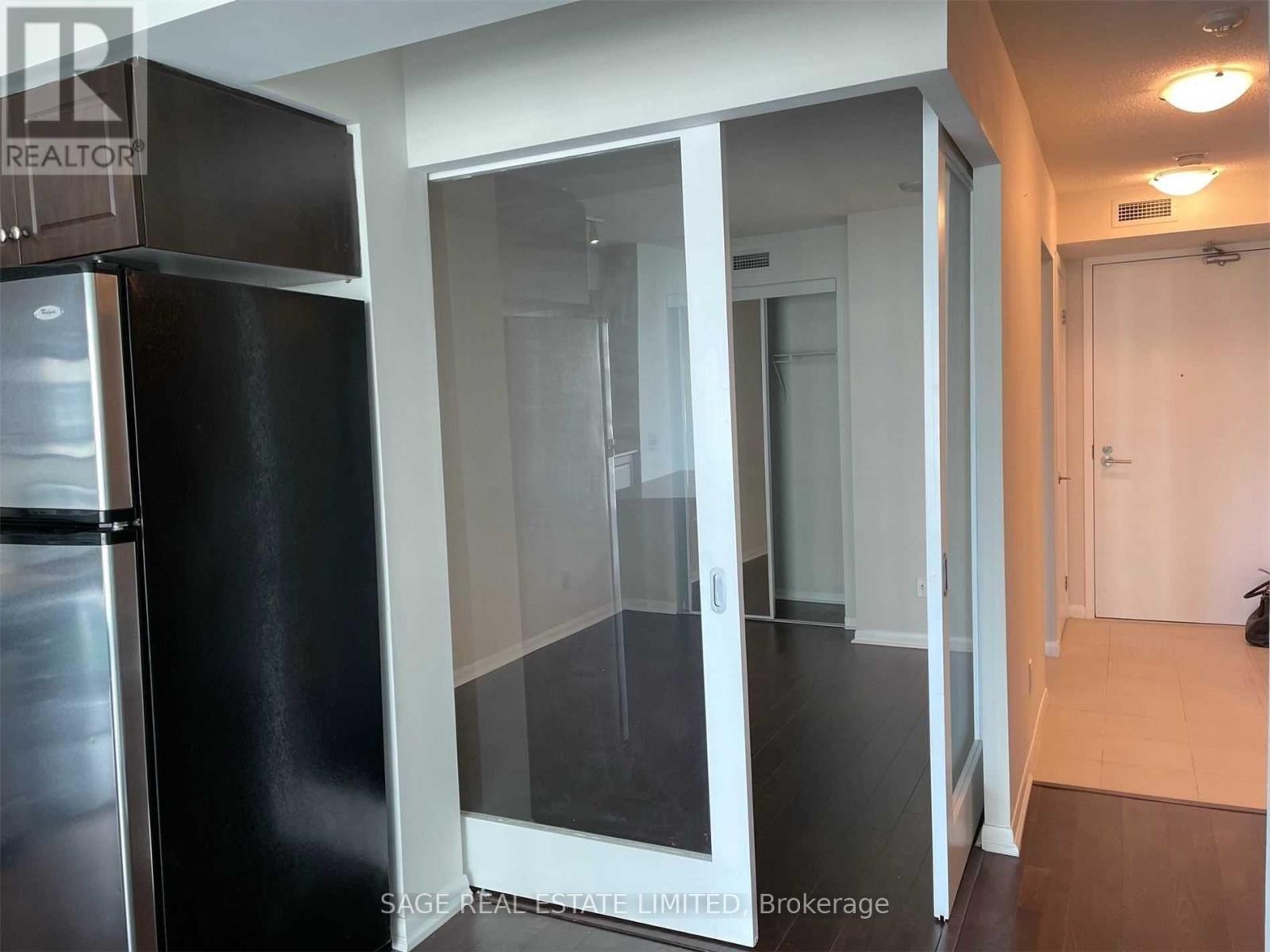 902 - 215 Fort York Boulevard, Toronto, ON - Indoor Photo Showing Other Room