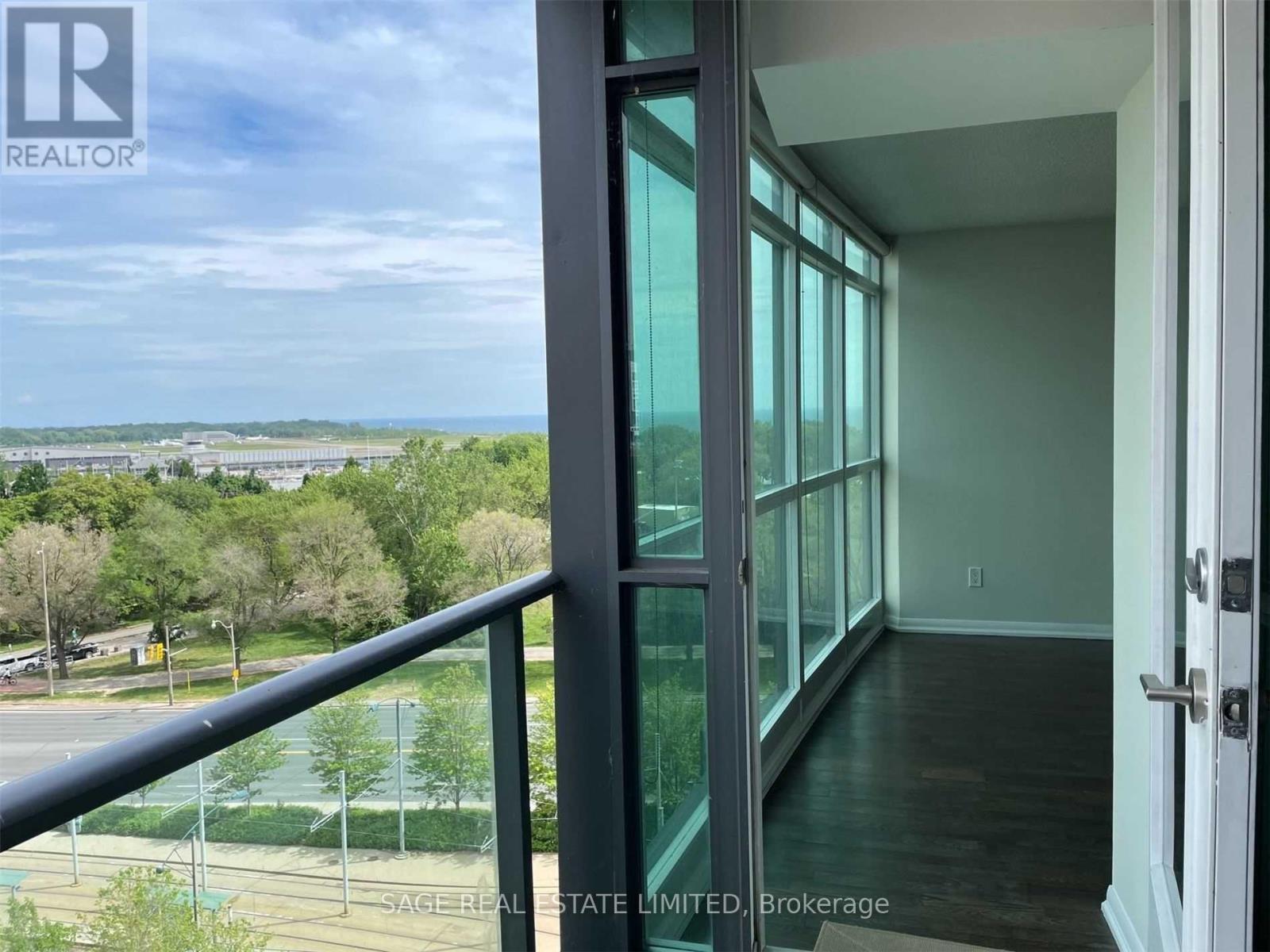 902 - 215 Fort York Boulevard, Toronto, ON - Outdoor With Balcony With View