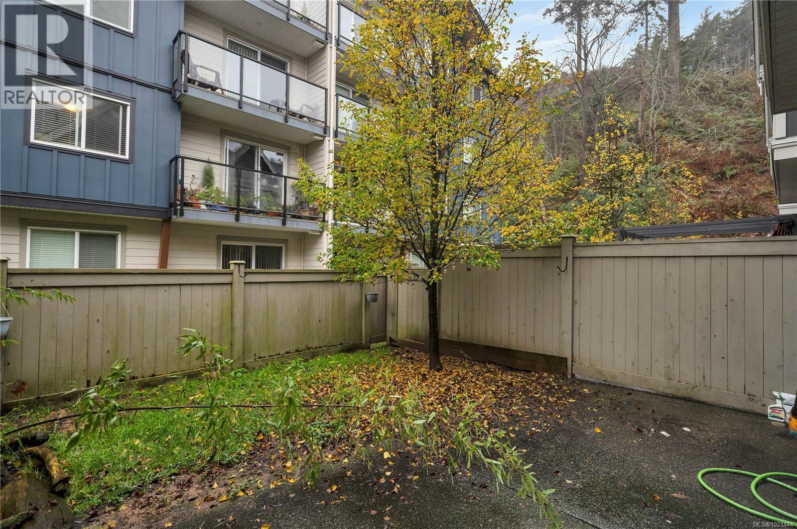 4 796 Island Hwy S, Campbell River, BC - Outdoor