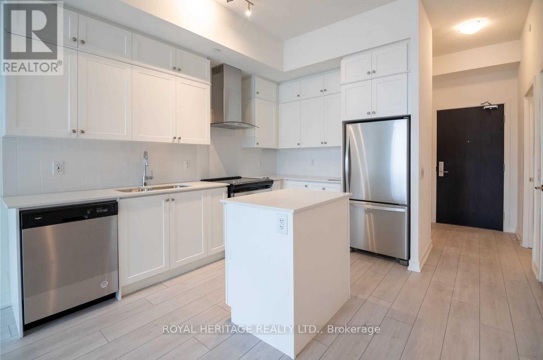 213 - 55 Duke Street W, Kitchener, ON - Indoor Photo Showing Kitchen