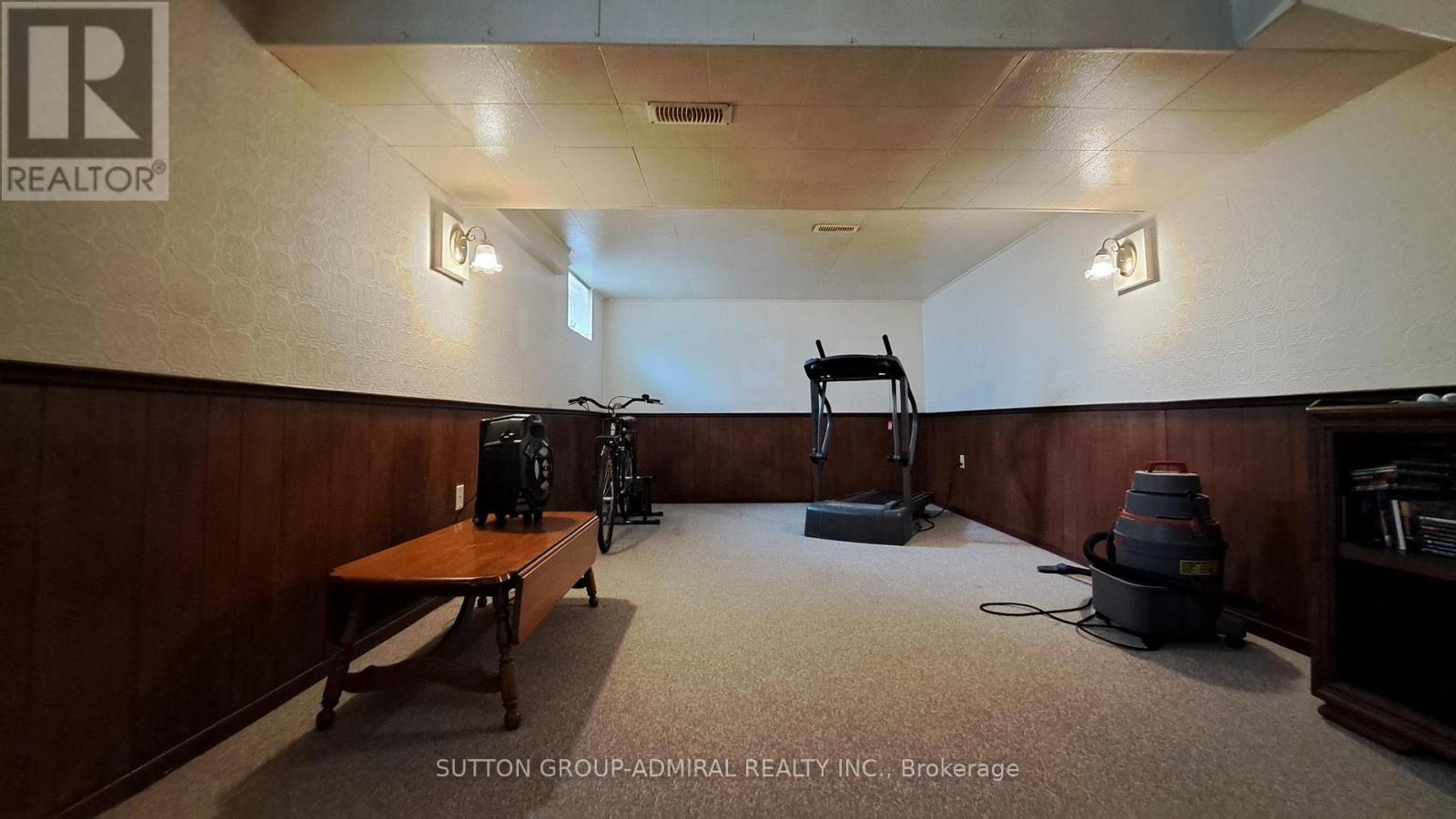 6319 Atlee Street, Niagara Falls, ON - Indoor Photo Showing Other Room