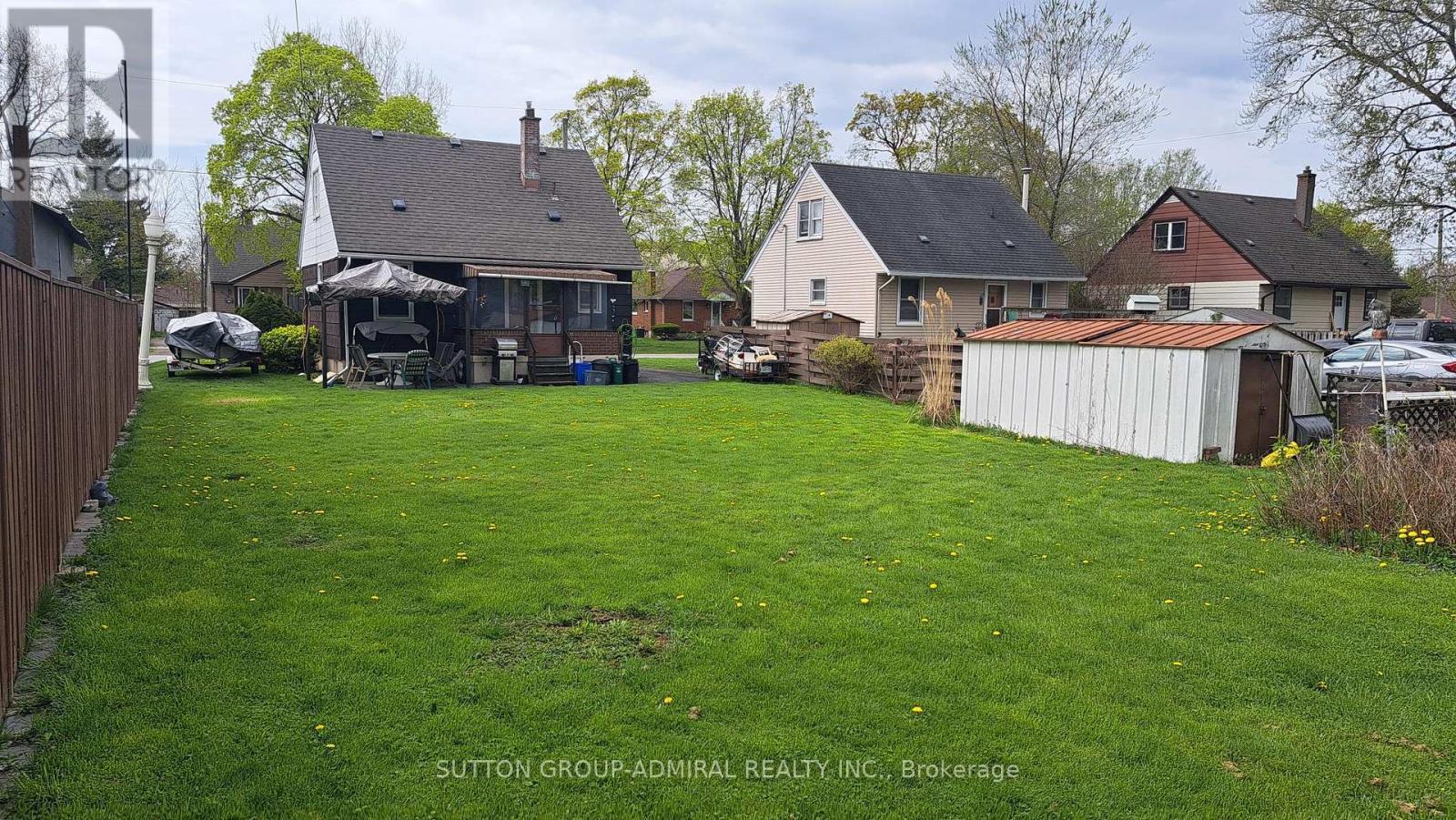 6319 Atlee Street, Niagara Falls, ON - Outdoor